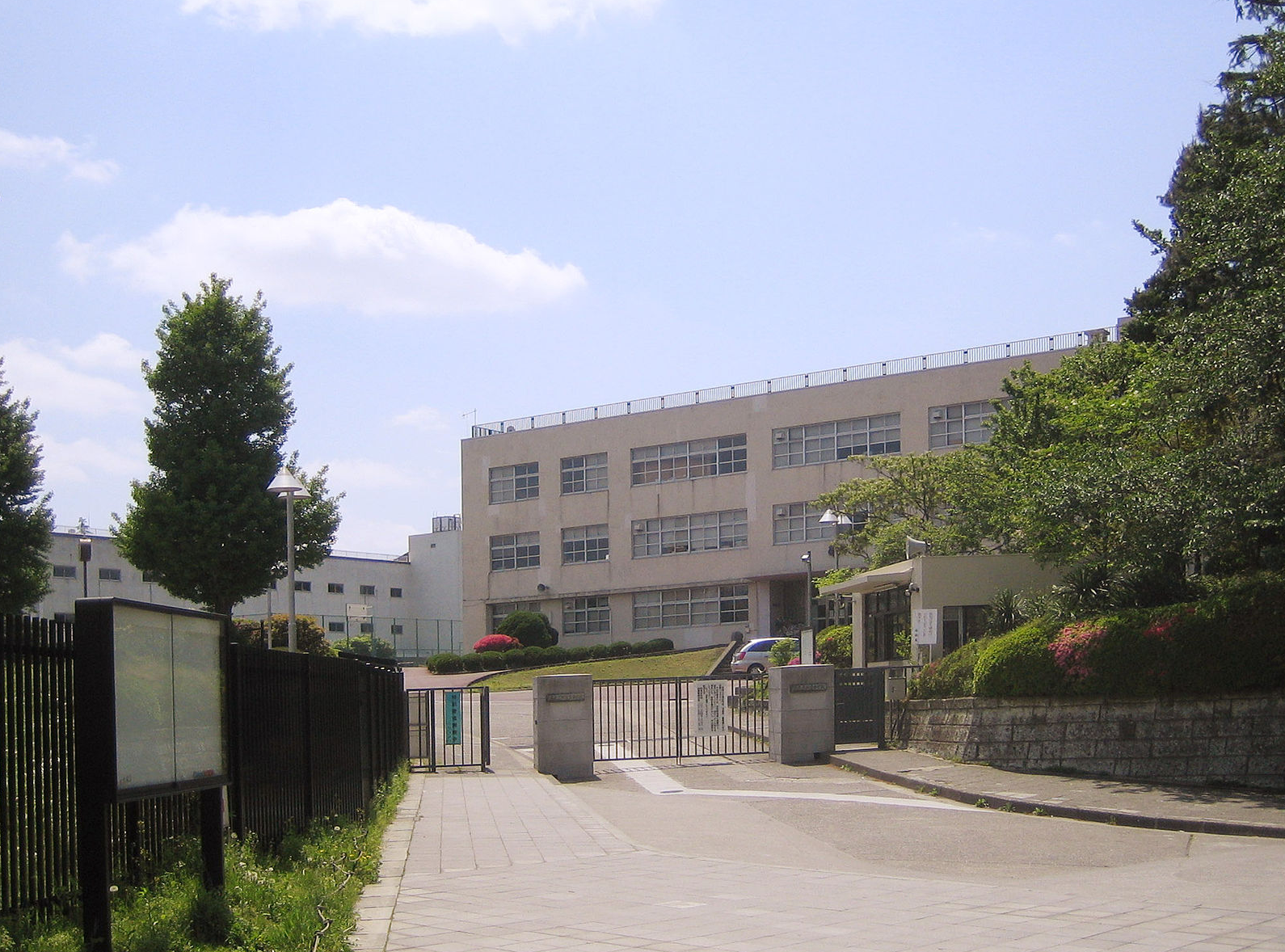 筑波大学附属高等学校の校舎